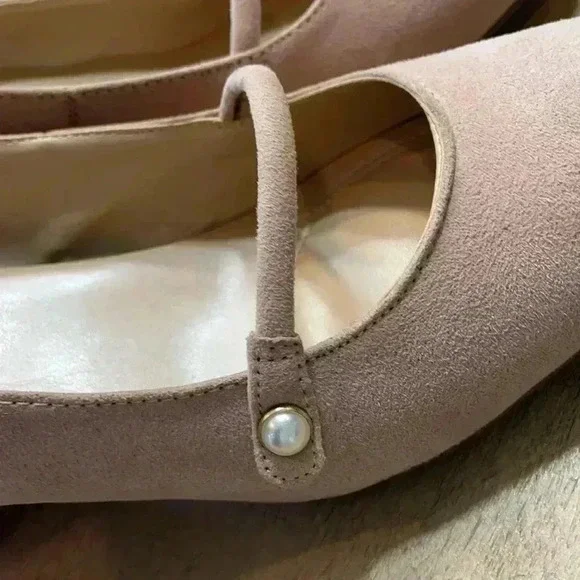 Unisa light pink suede heels, size 9 - Picture 6 of 7